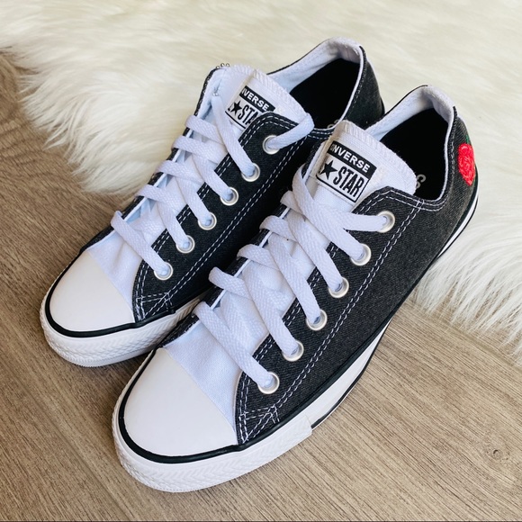 NWT Converse Chuck Taylor All Star Floral Low Top - Picture 2 of 8